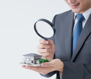 【不動産査定価格が会社ごとに違う理由とは？】同じ物件なのに数百万円差が出る本当の原因と正しい比較方法をプロが解説｜高すぎる査定は危険？釣り査定の見抜き方、信頼できる会社の選び方、根拠のチェックポイント、成約価格を最大化する売却戦略まで完全網羅｜マンション・戸建て・別荘売却で損しないための査定依頼前に必読ガイド